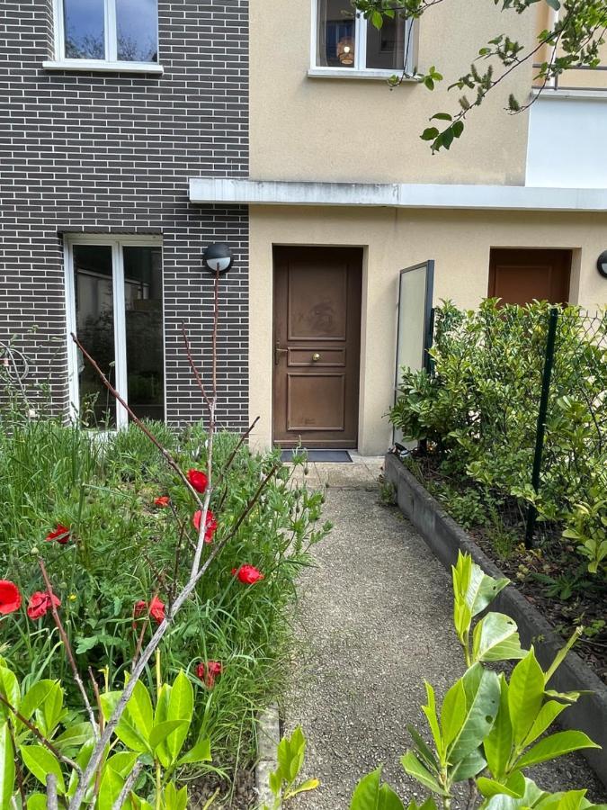 Maison Agreable Et Spacieuse Aux Portes De Paris Et Du Metro Saint-Ouen  Exterior foto